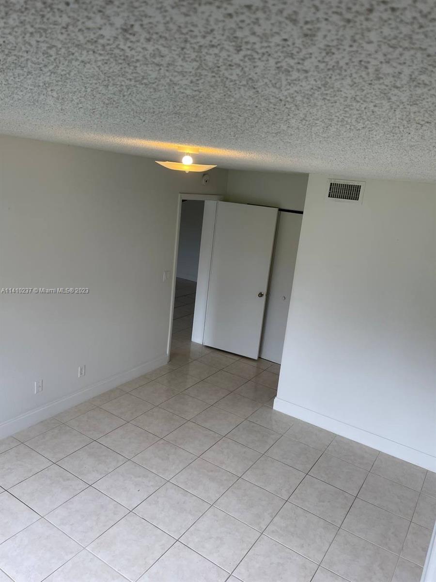 VISCONTI CONDO - Residential