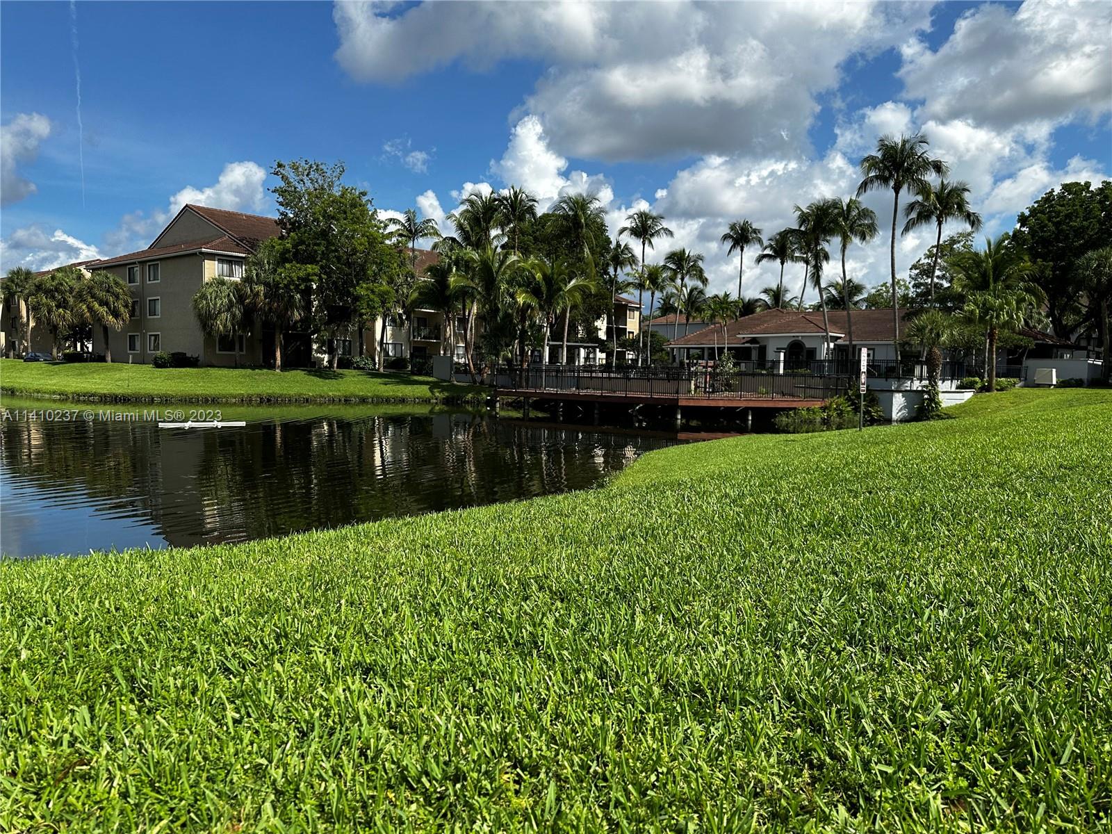 VISCONTI CONDO - Residential