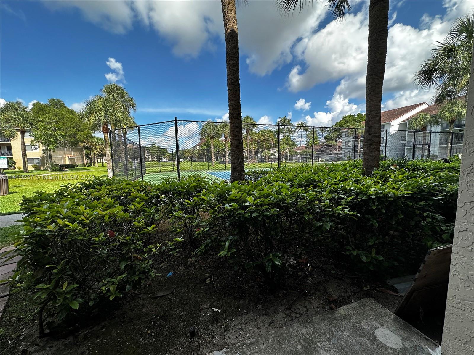 VISCONTI CONDO - Residential