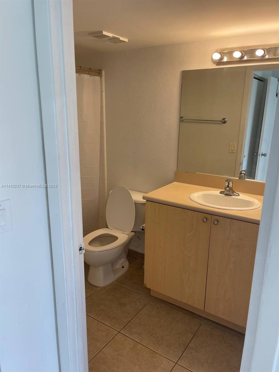 VISCONTI CONDO - Residential