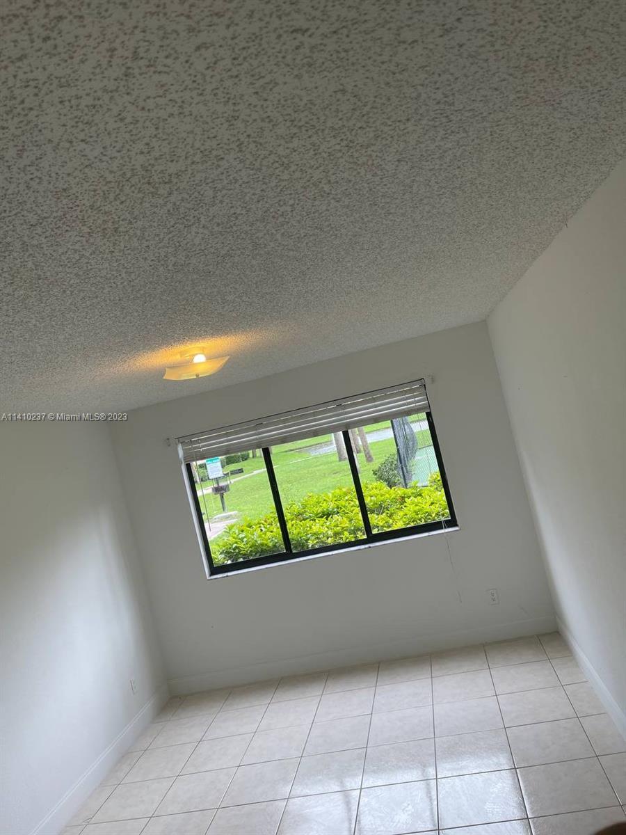 VISCONTI CONDO - Residential