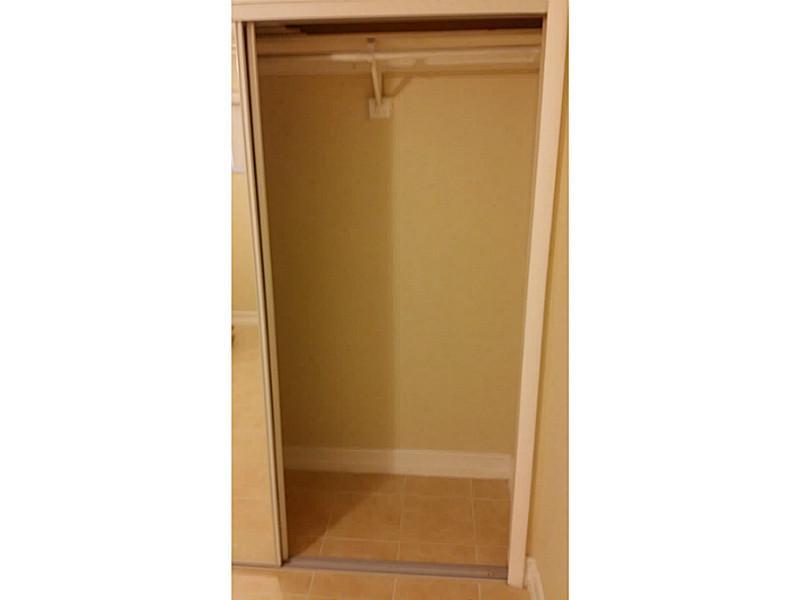 VICTORY GARDENS CONDO - Residential Lease