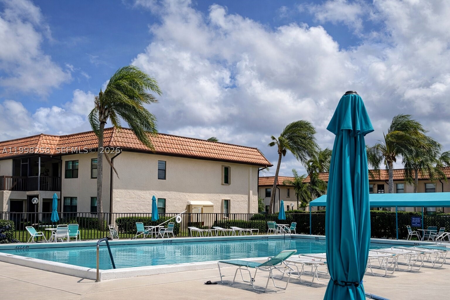 LUCERNE LAKES GOLF COLONY - Residential