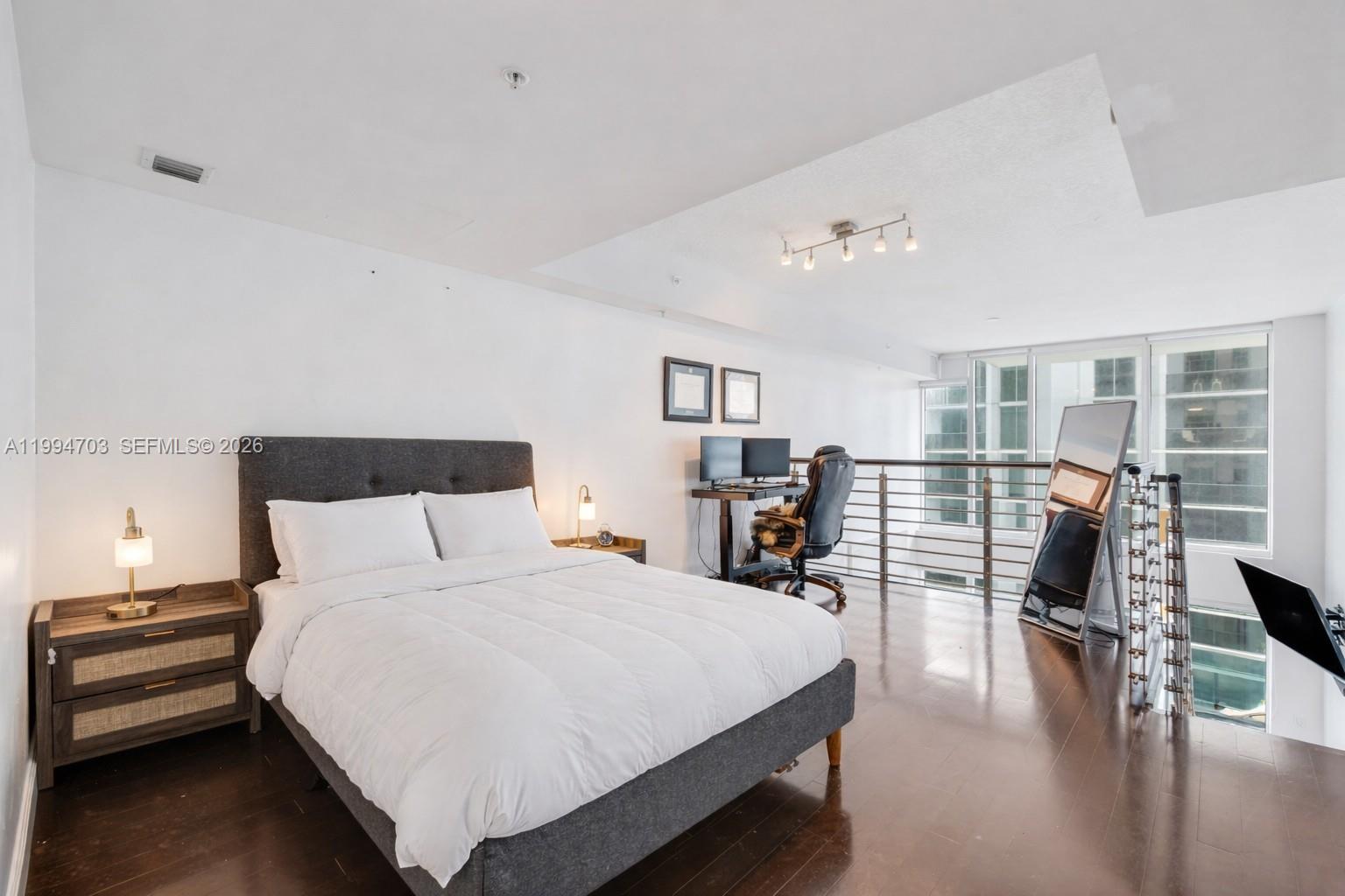 BRICKELL ON THE RIVER S T - Residential