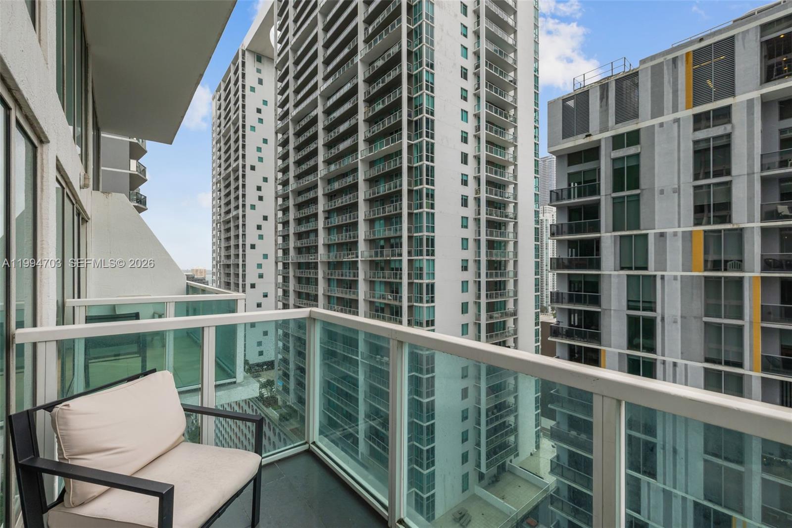 BRICKELL ON THE RIVER S T - Residential