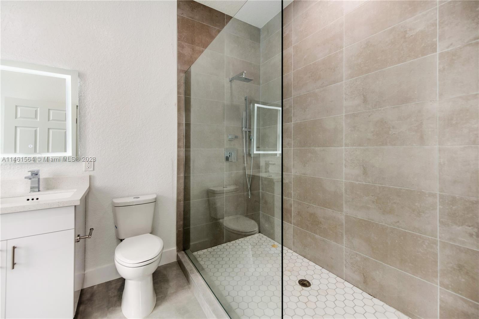 SOUTHEAST LEHIGH - Residential