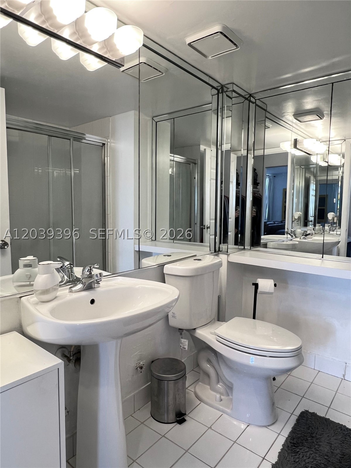 HAMPTON ON WASHINGTON AV - Residential