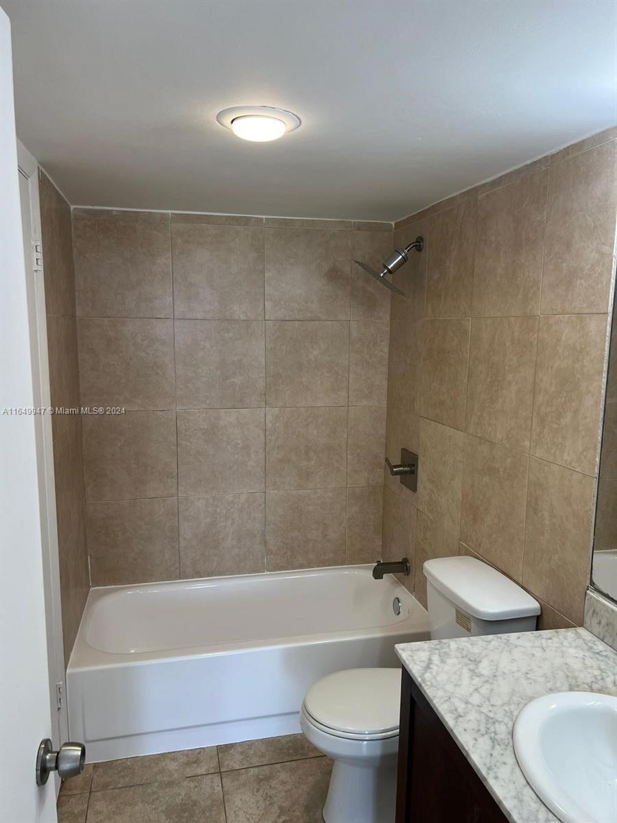 WILSHIRE CONDO - Residential Lease