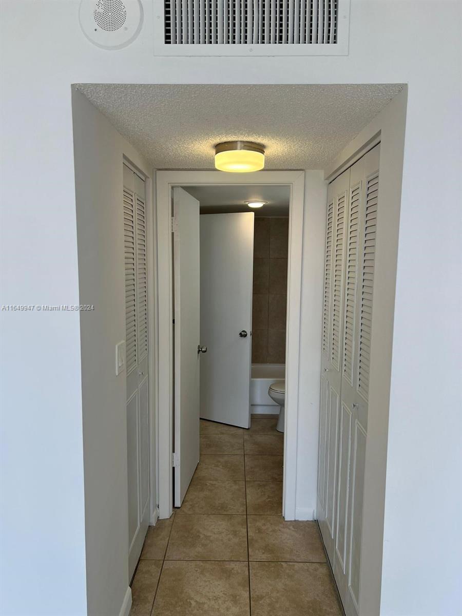 WILSHIRE CONDO - Residential Lease