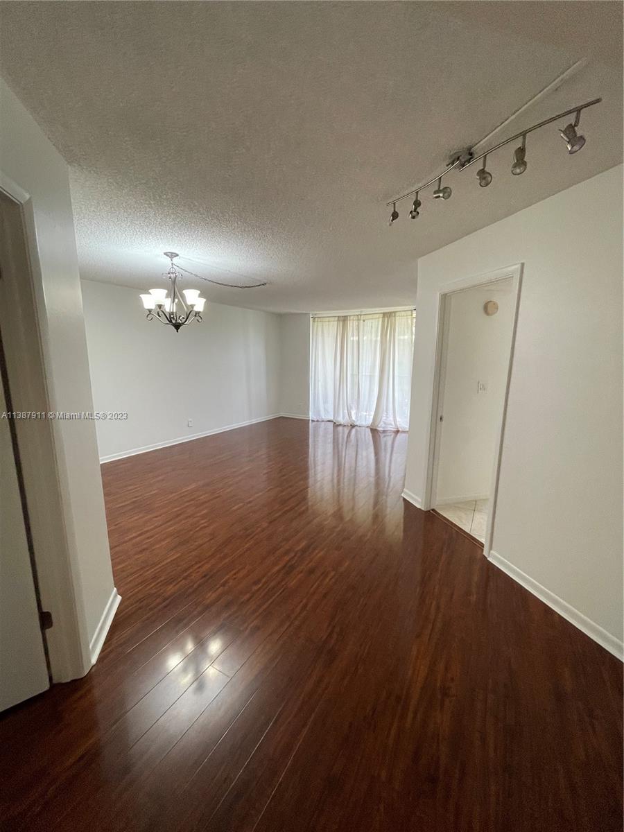 PLANTATION RACQUET CLUB - Residential Lease