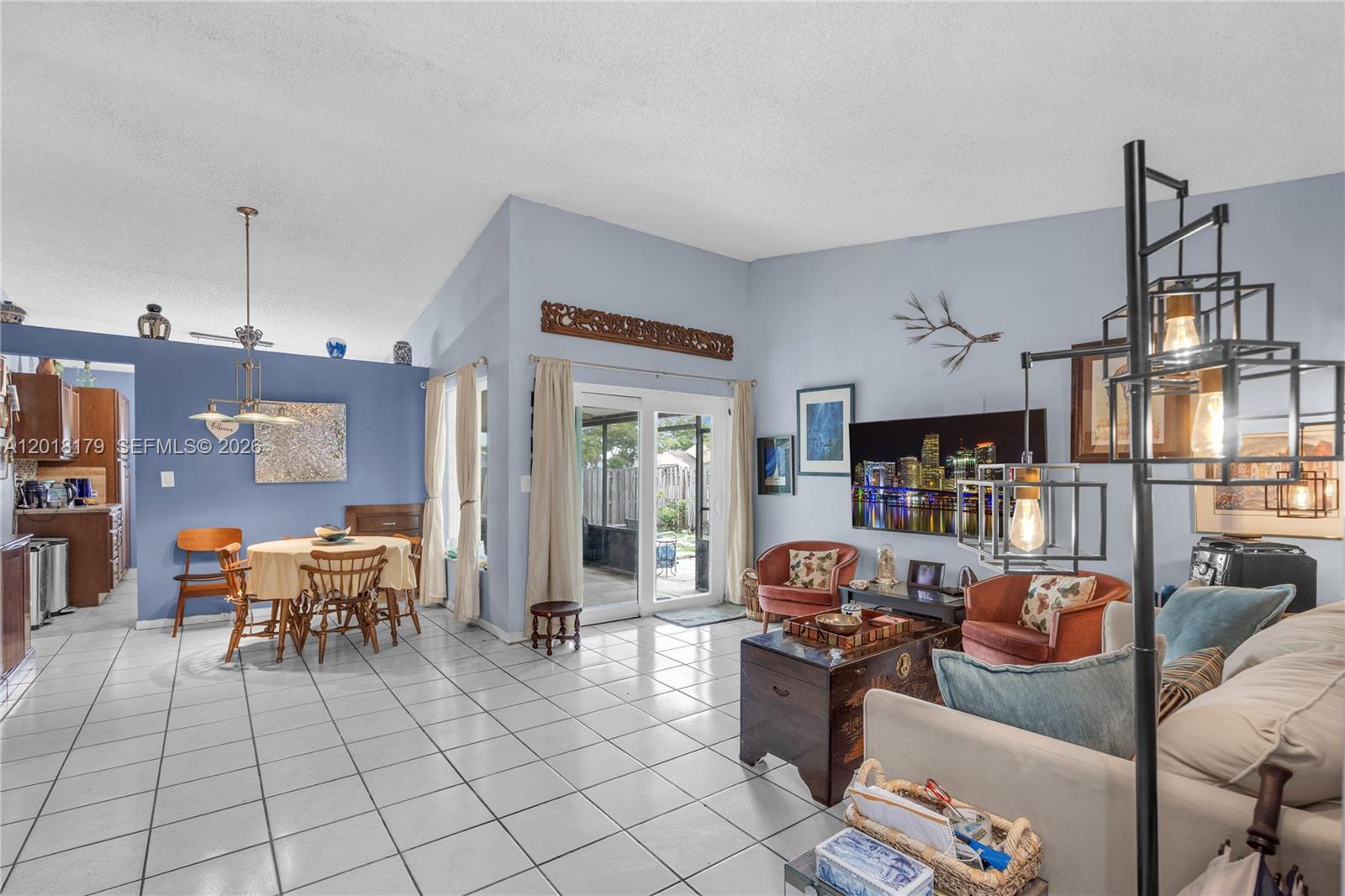 COUNTRY LAKE HOMES 2ND AD - Residential