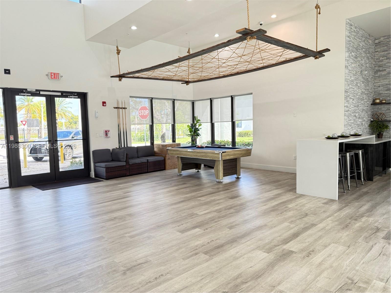 PLANTATION BUSINESS PARK - Residential