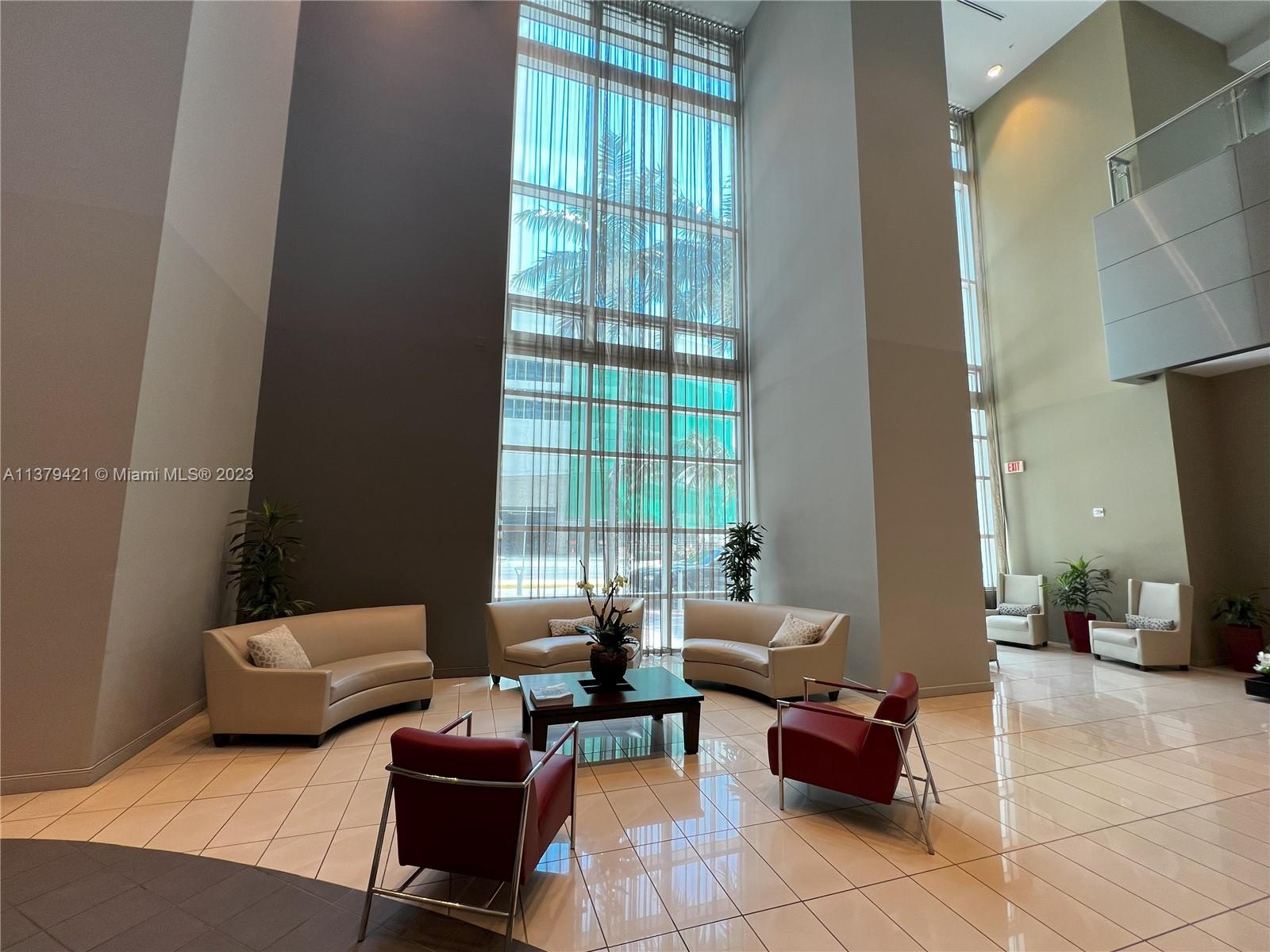 MET 1 CONDO - Residential Lease