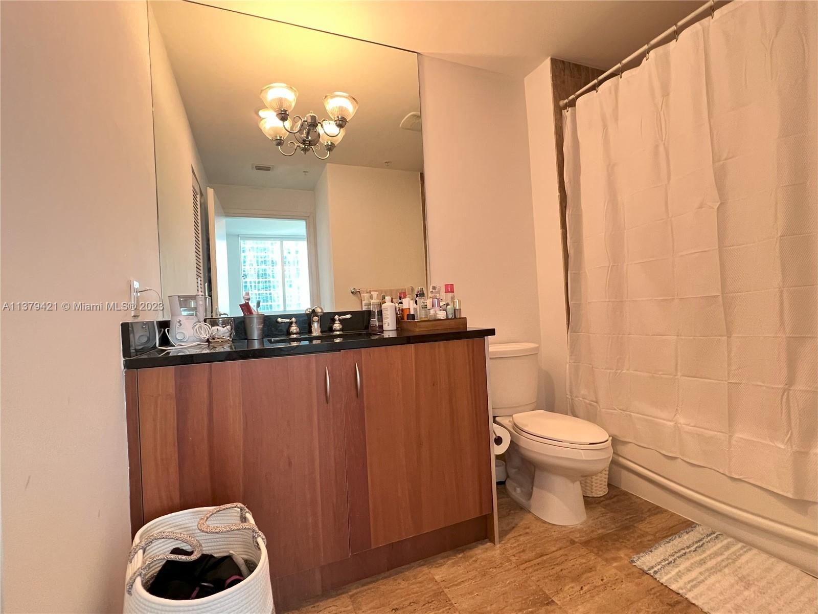 MET 1 CONDO - Residential Lease