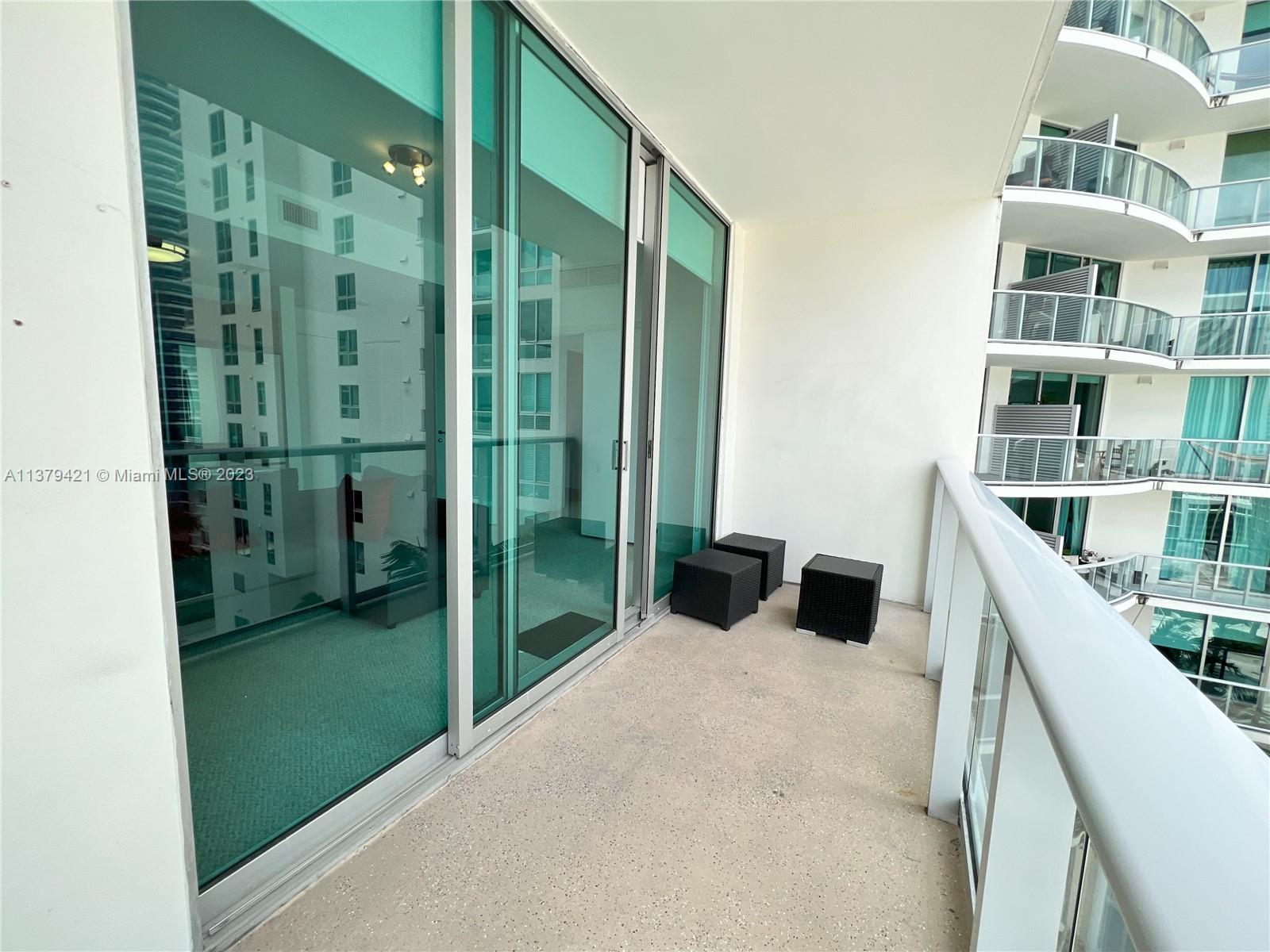 MET 1 CONDO - Residential Lease