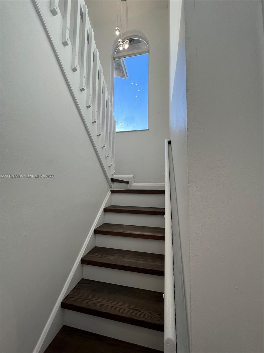 PATIO HOMES OF DORAL PINE - Residential Lease