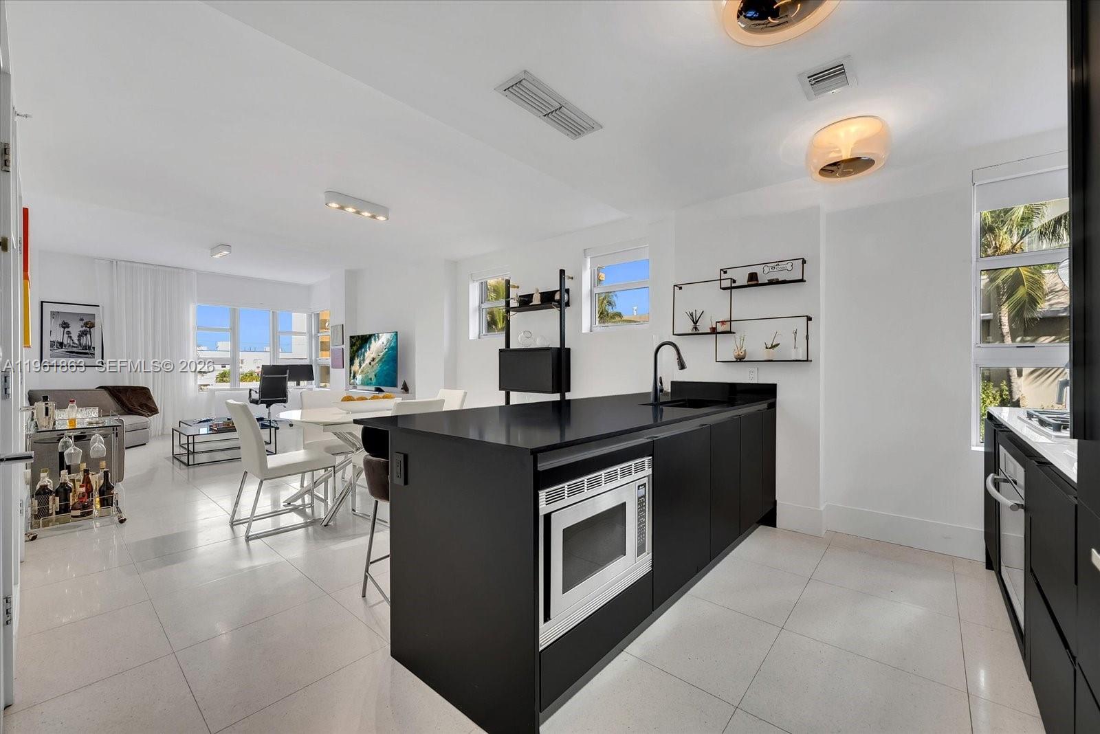 THE CARIBBEAN CONDO - Residential