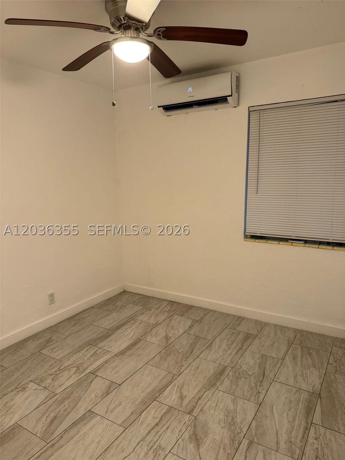HOLLYWOOD ACRES - Residential Income