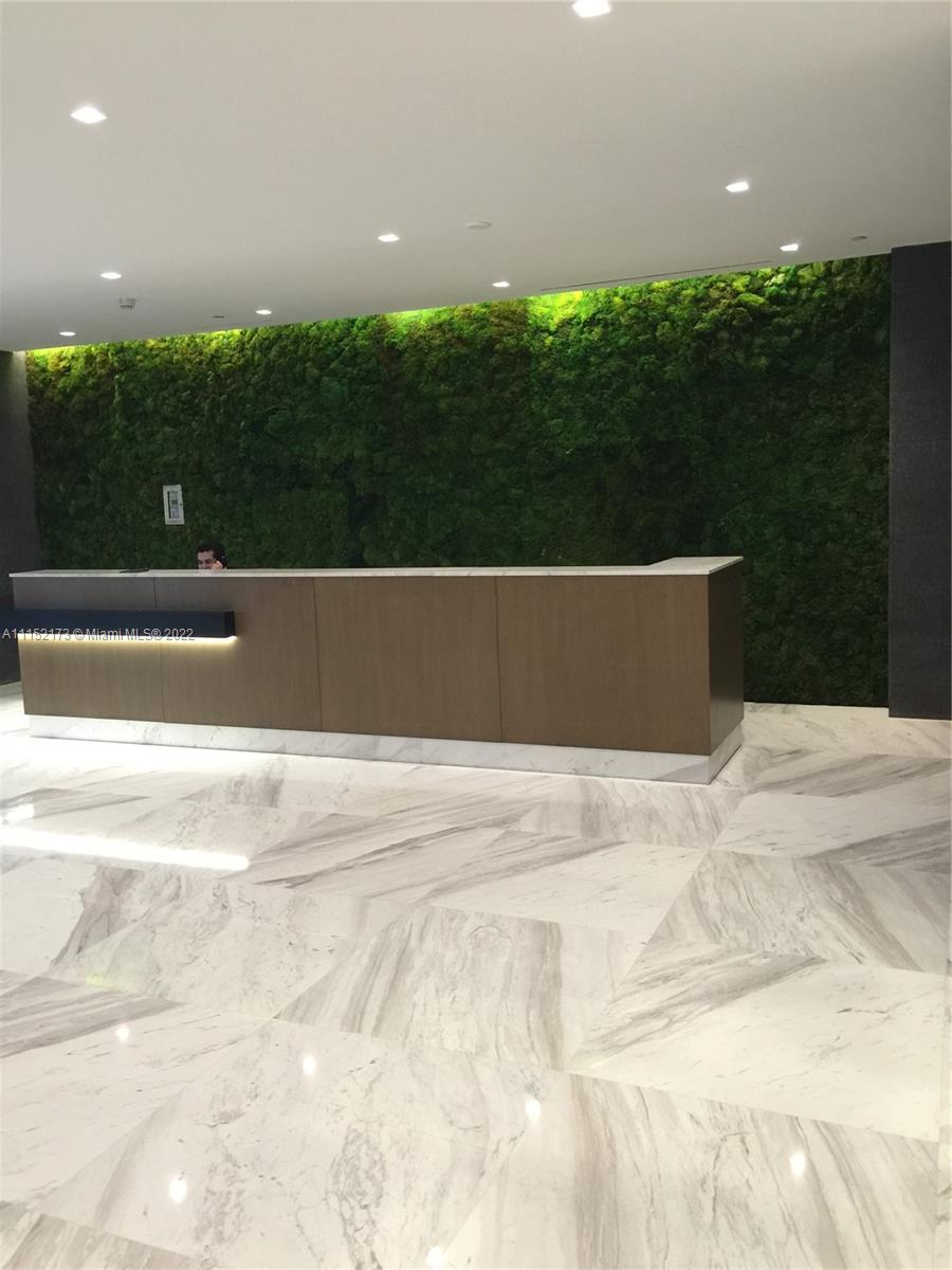 400 SUNNY ISLES CONDO WES - Residential
