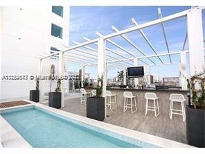 400 SUNNY ISLES CONDO WES - Residential
