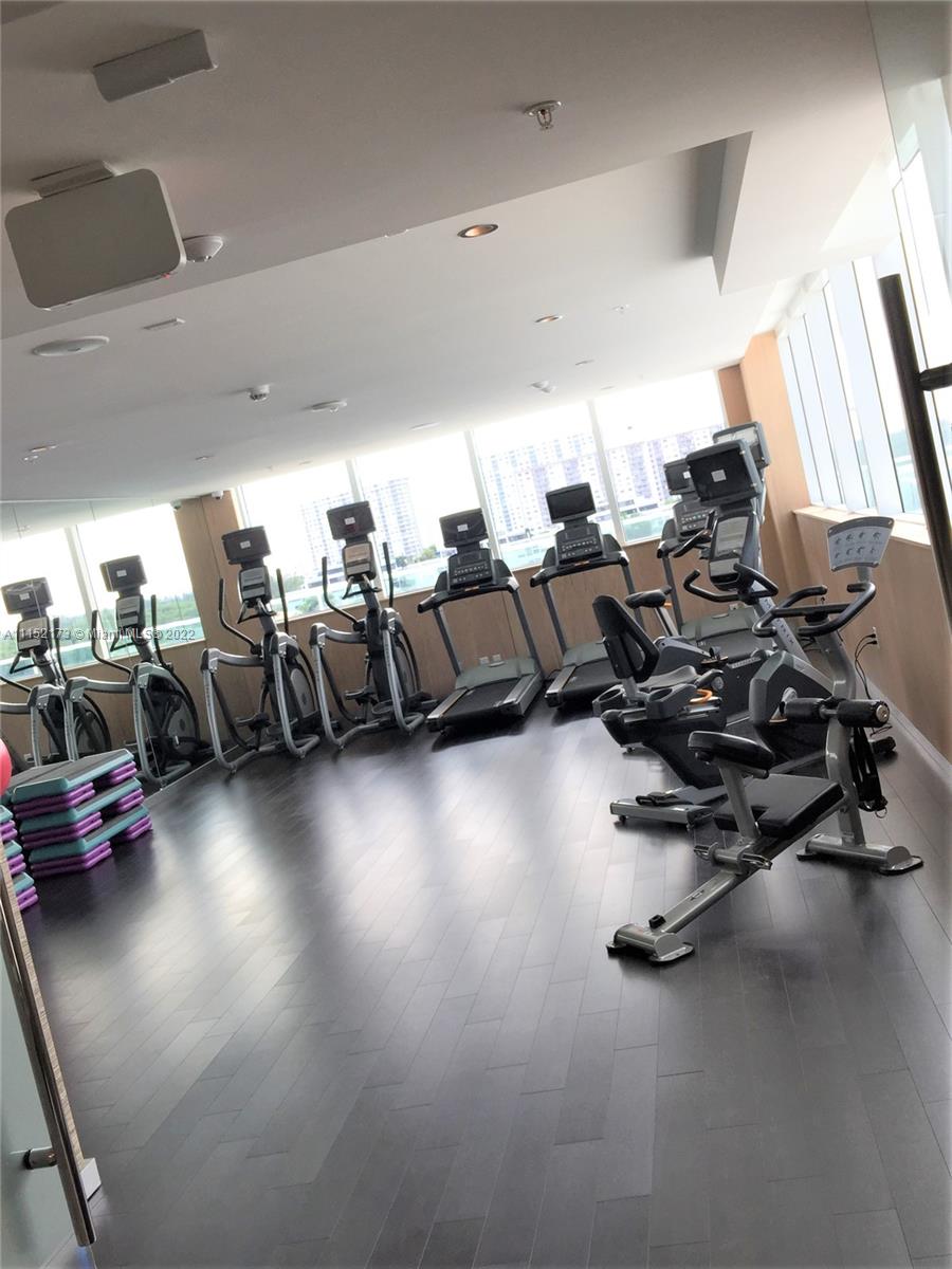 400 SUNNY ISLES CONDO WES - Residential