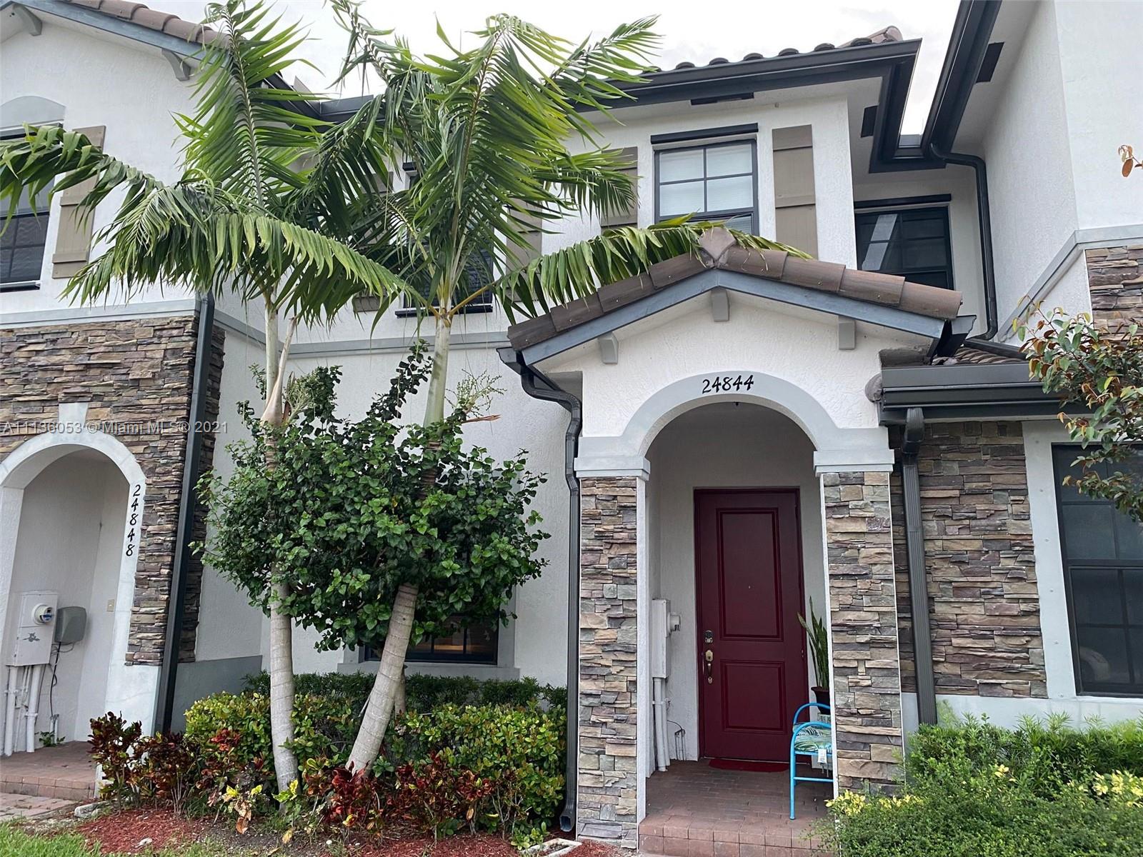 Beautiful Townhouse Villa 2/2.5 in Artesa, one of the newest gated community of Lennar. Two master bedrooms with walking closets. dining/living room, spacious family room and kitchen with stainless steel appliances, second floor laminated, and Paved patio with no neighbors behind. The community features Gym, Playground, beautiful pool and club house, plus lots of green areas. Very accesible close to mayor expressways and main highways. Charter schools, supermarkets, mall and more within a couple of miles.