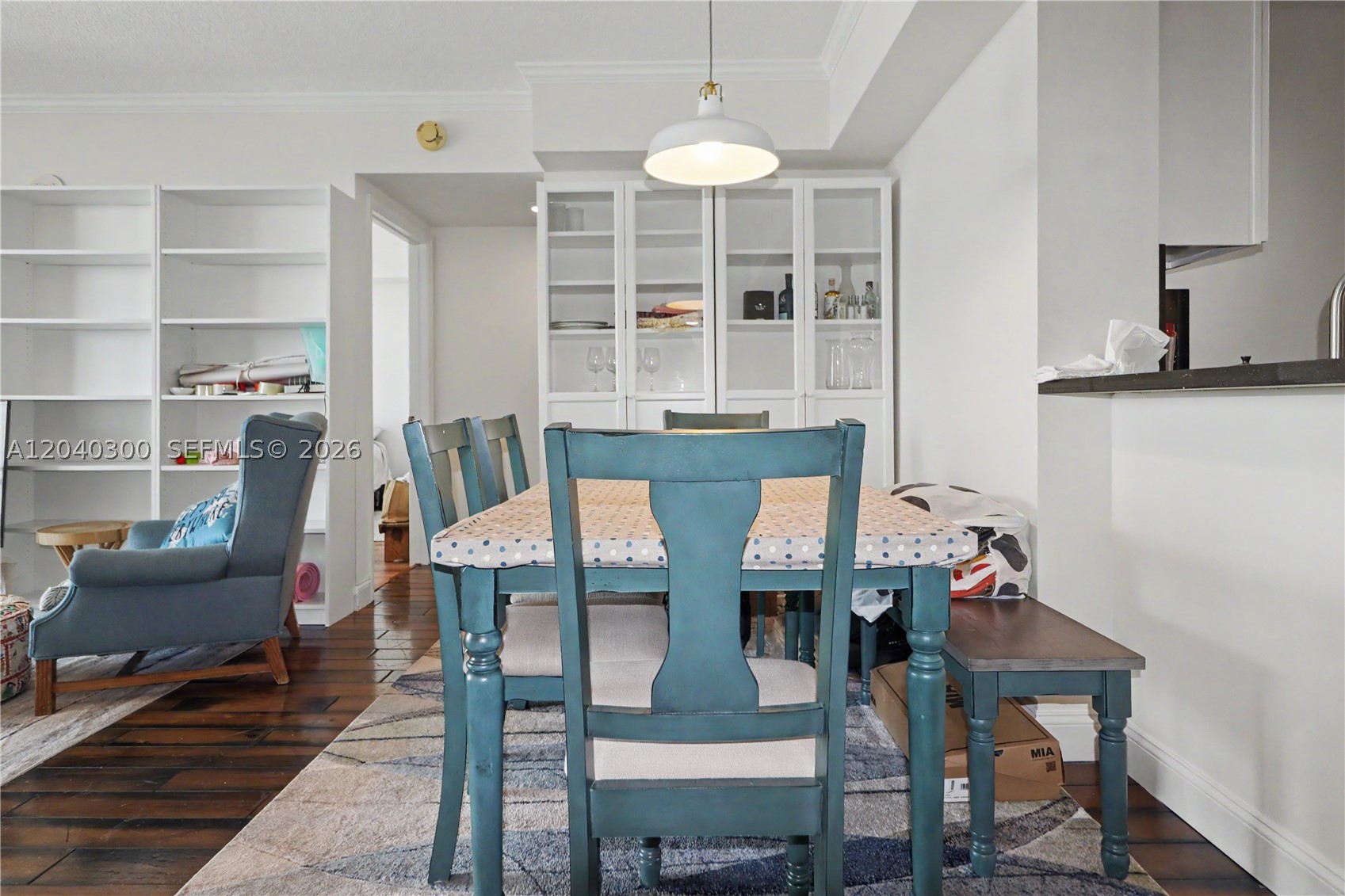 DA VINCI ON DOUGLAS CONDO - Residential