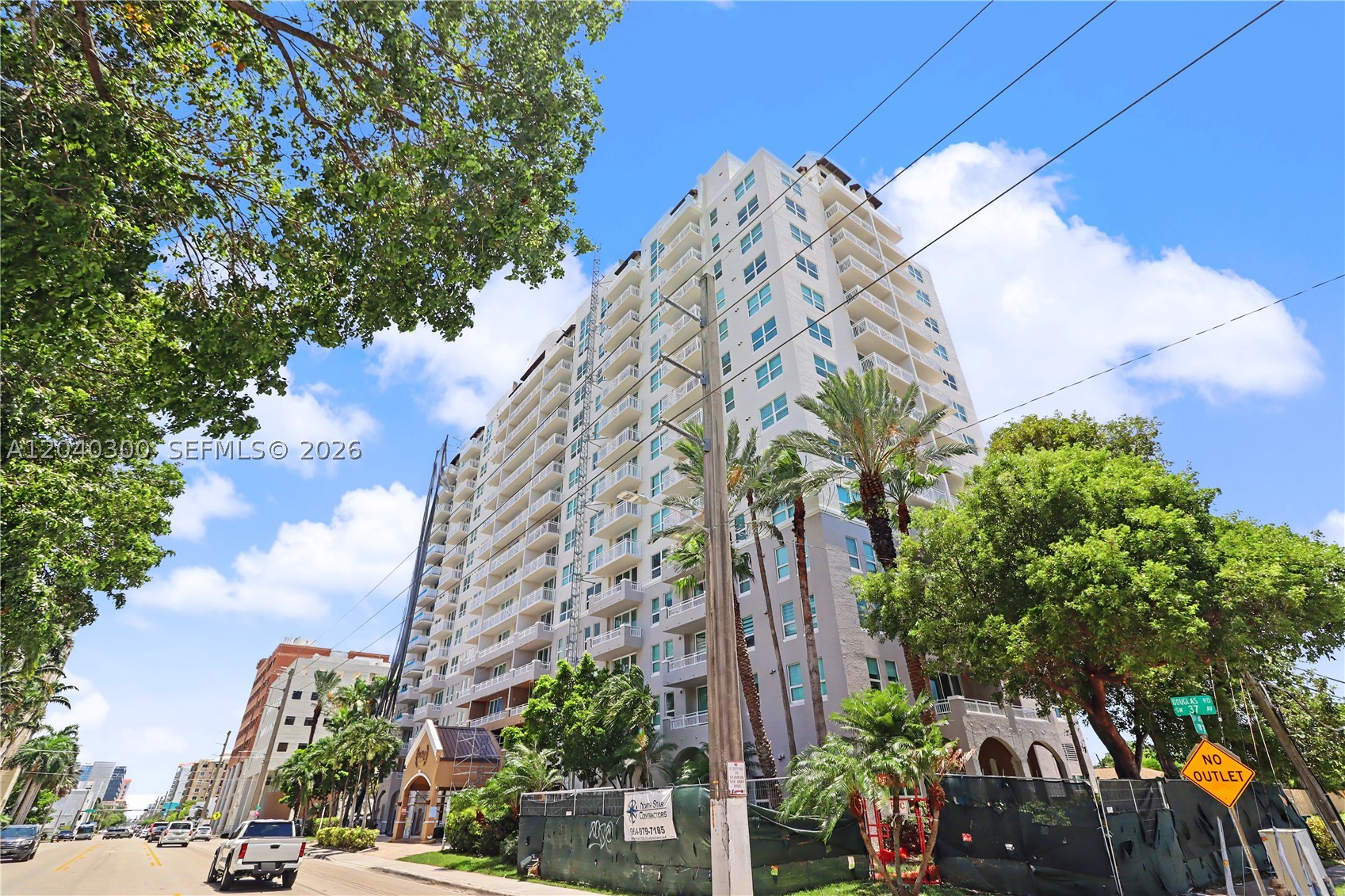 DA VINCI ON DOUGLAS CONDO - Residential