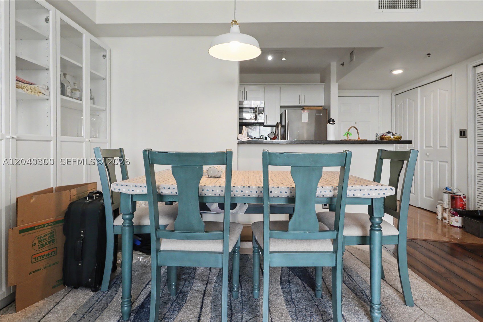 DA VINCI ON DOUGLAS CONDO - Residential