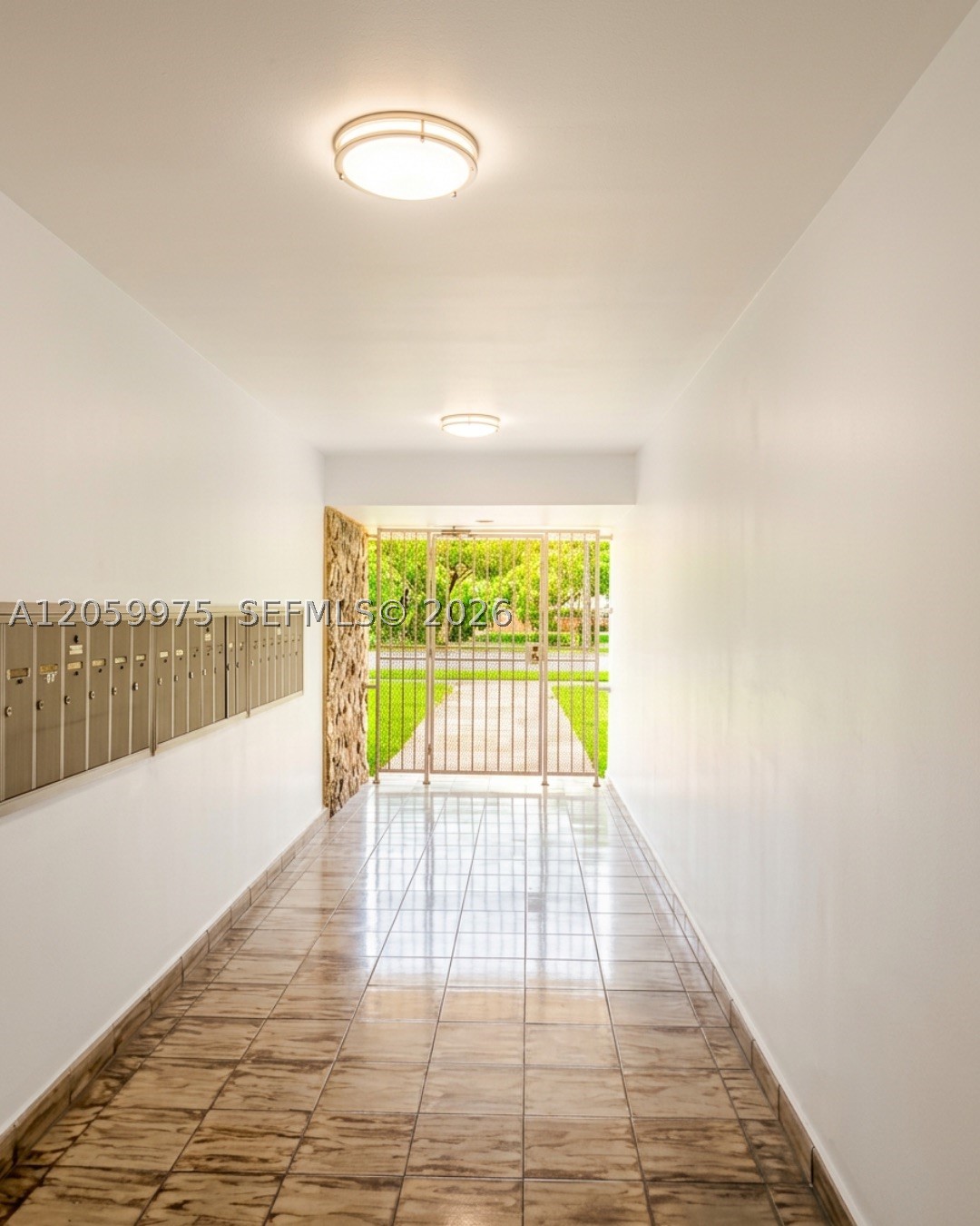 WESTCHESTER LUXURY CONDO - Residential