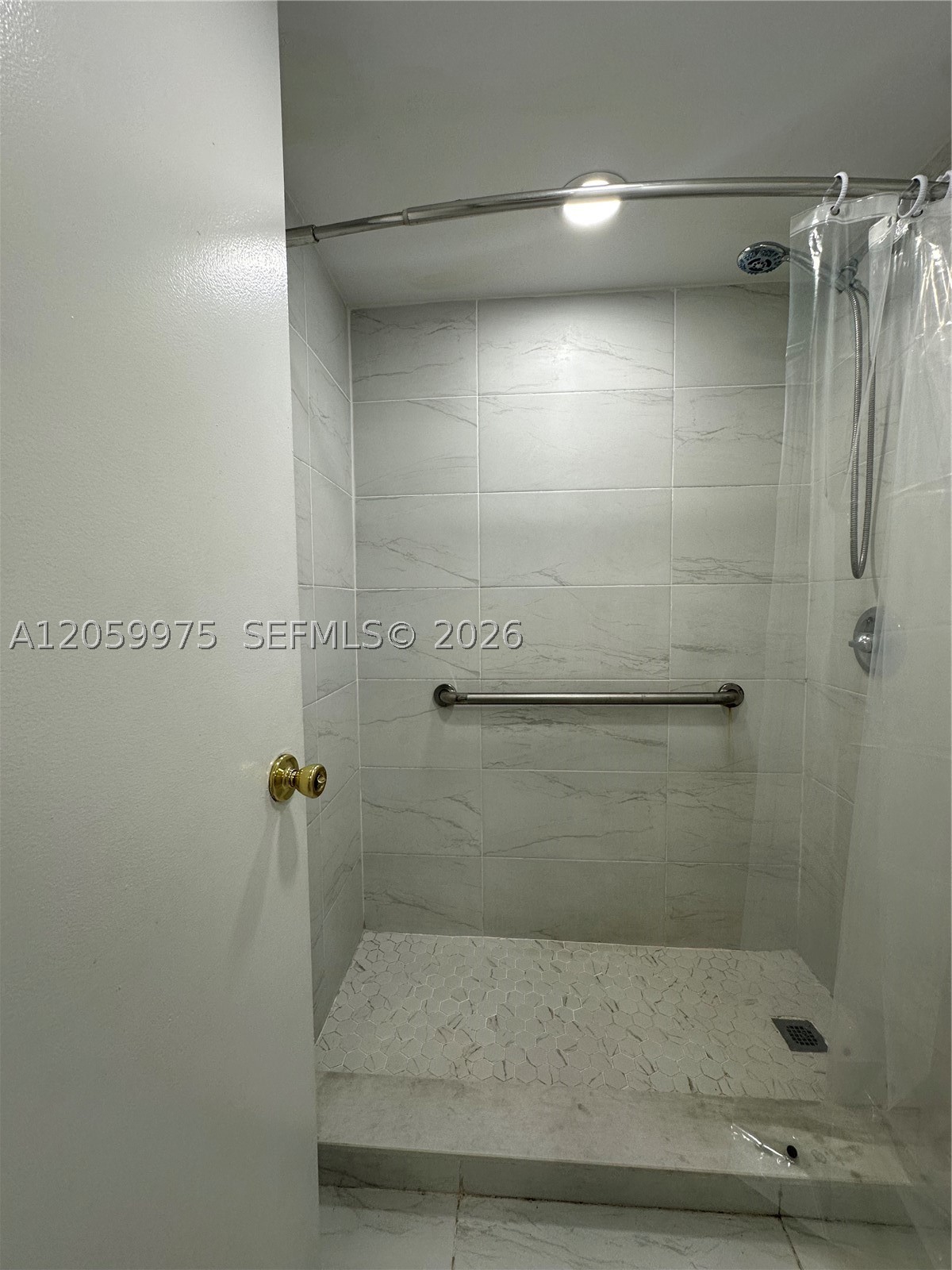 WESTCHESTER LUXURY CONDO - Residential