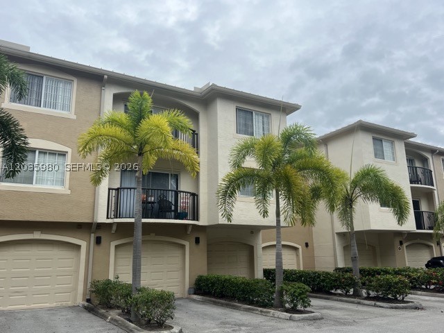 GRAND VIEW AT CRESTWOOD C - Residential Lease