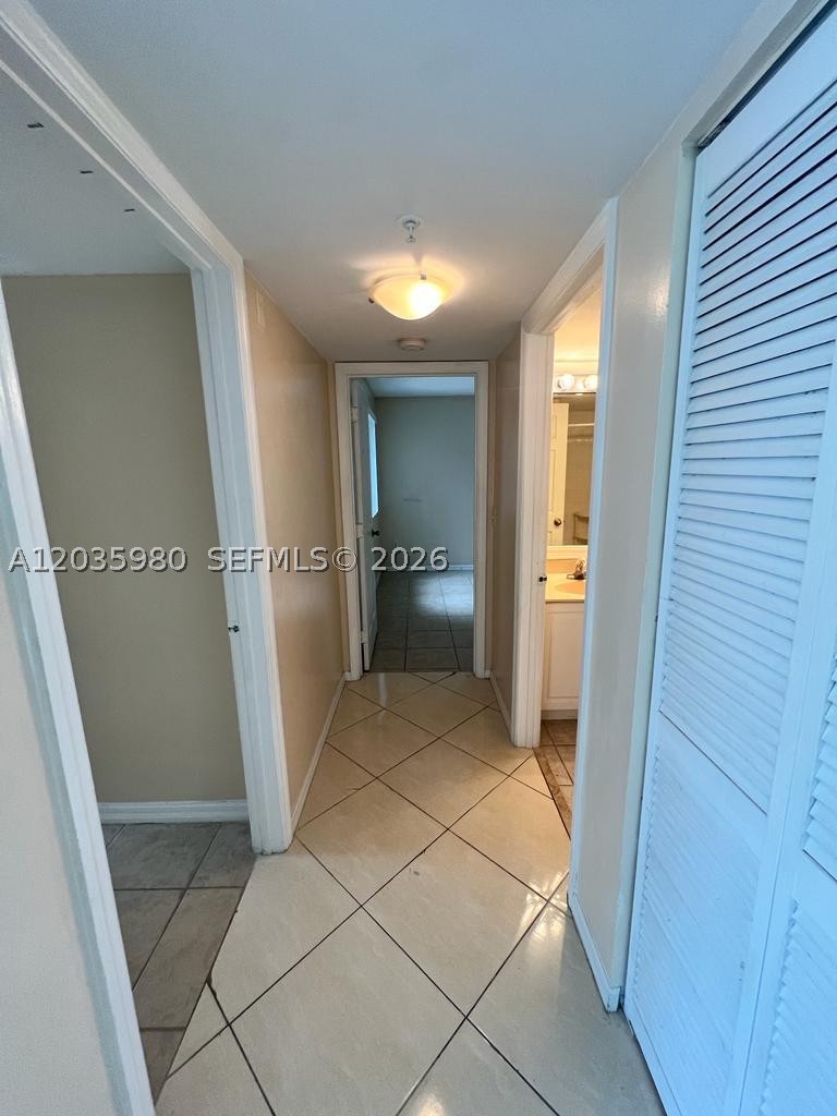 GRAND VIEW AT CRESTWOOD C - Residential Lease