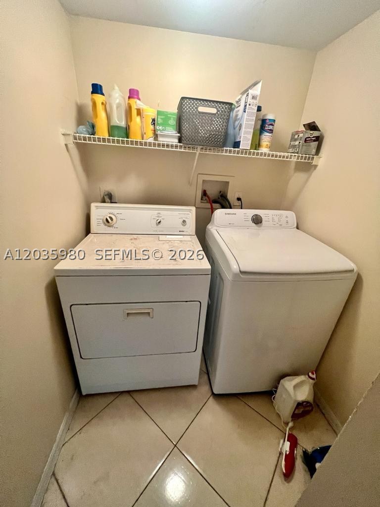 GRAND VIEW AT CRESTWOOD C - Residential Lease