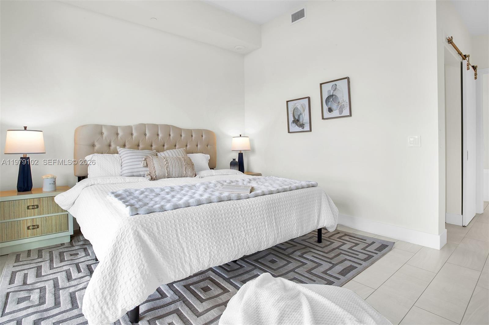 METROPICA NORTH TOWER ONE - Residential