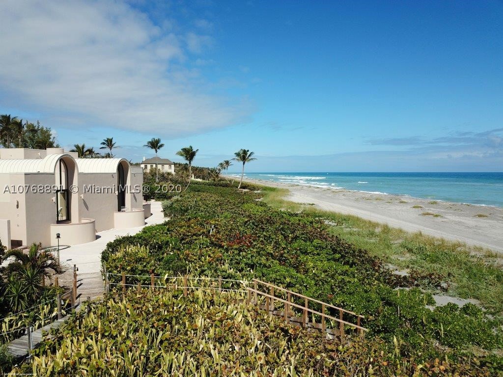 JUPITER ISLAND - Residential