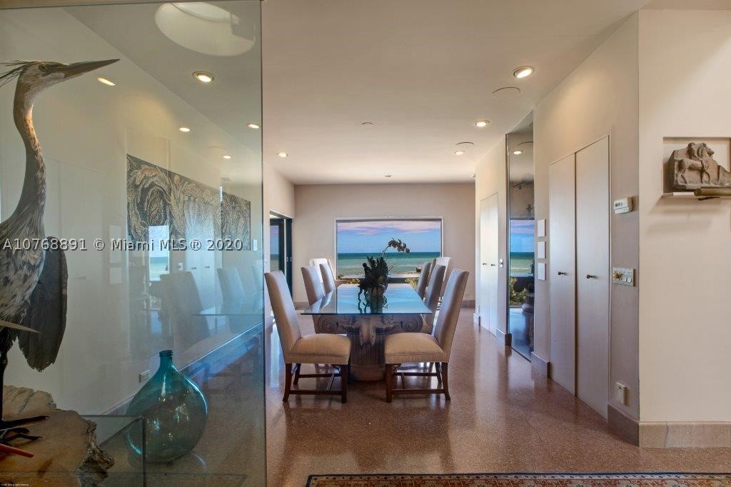 JUPITER ISLAND - Residential