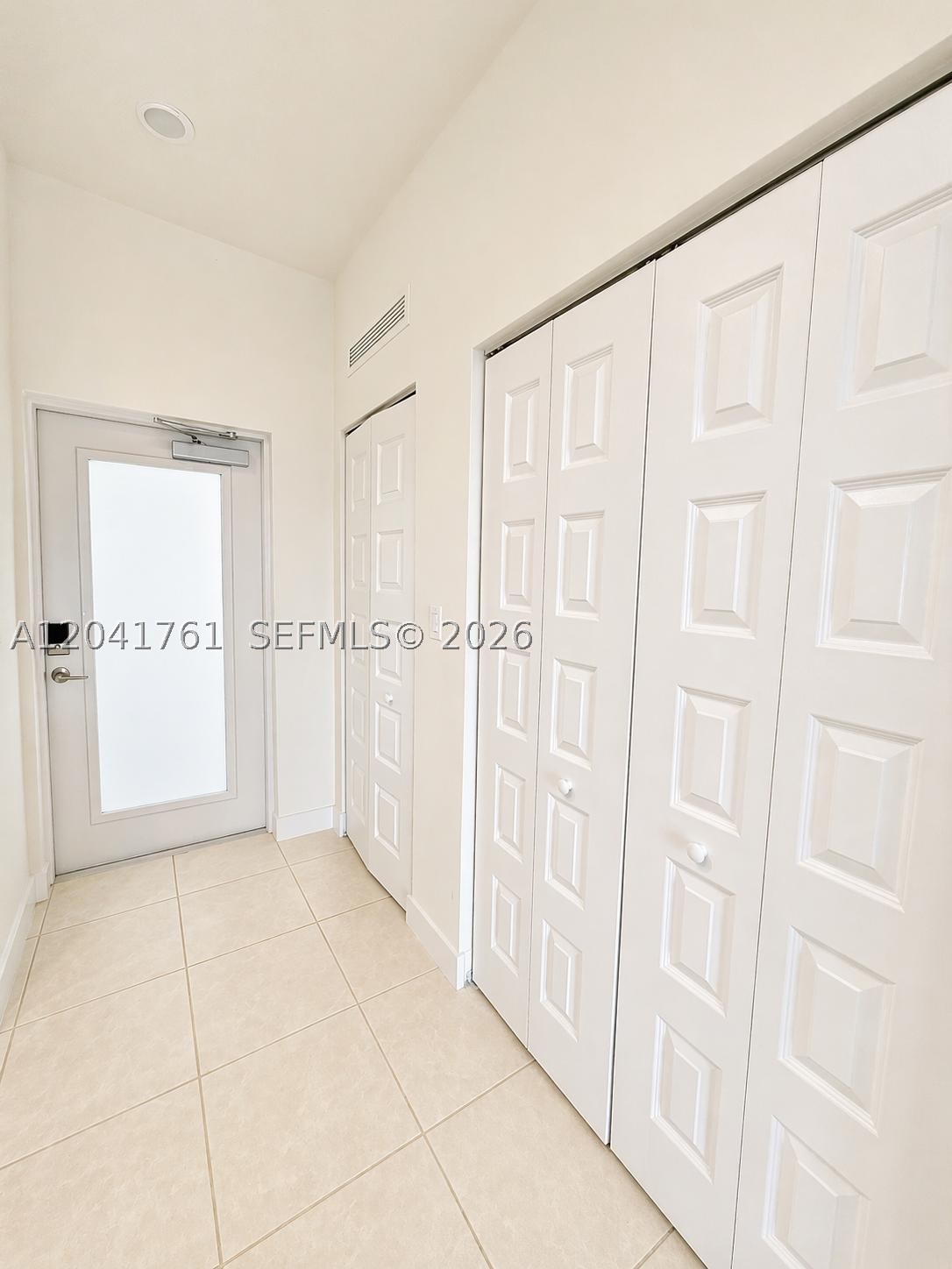 DOWNTOWN DORAL SOUTH PHAS - Residential