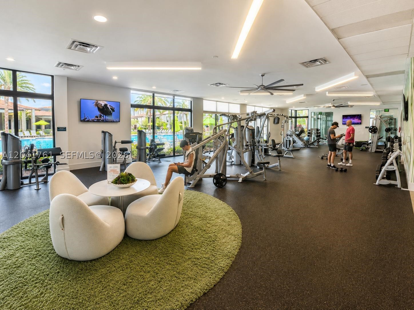 DOWNTOWN DORAL SOUTH PHAS - Residential