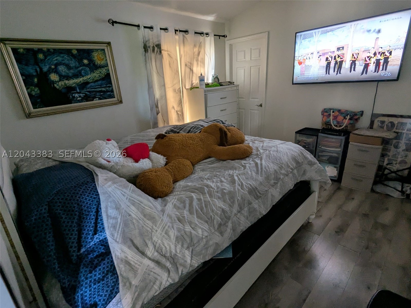 Golden gate estates unit7 - Residential