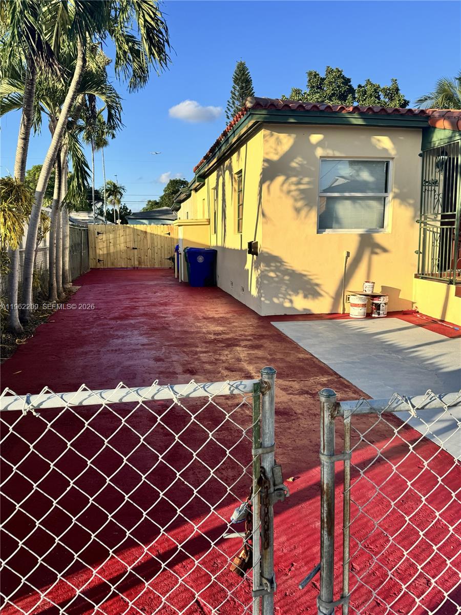 TWELFTH ST MANORS - Residential