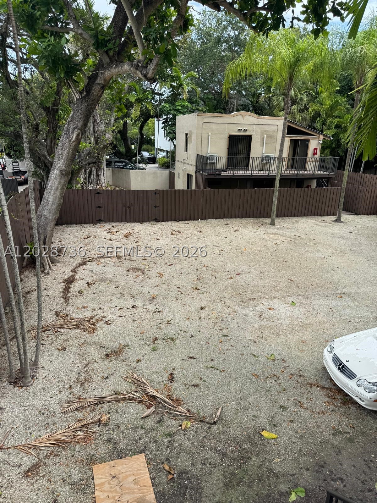 BISCAYNE PARK TERR - Residential Lease