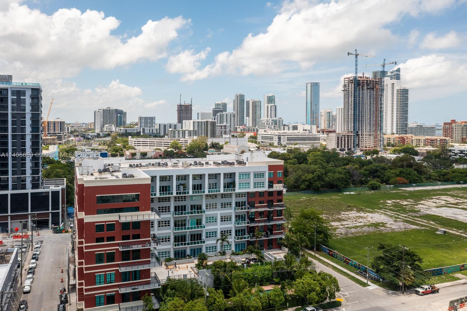 PARC LOFTS CONDO - Residential