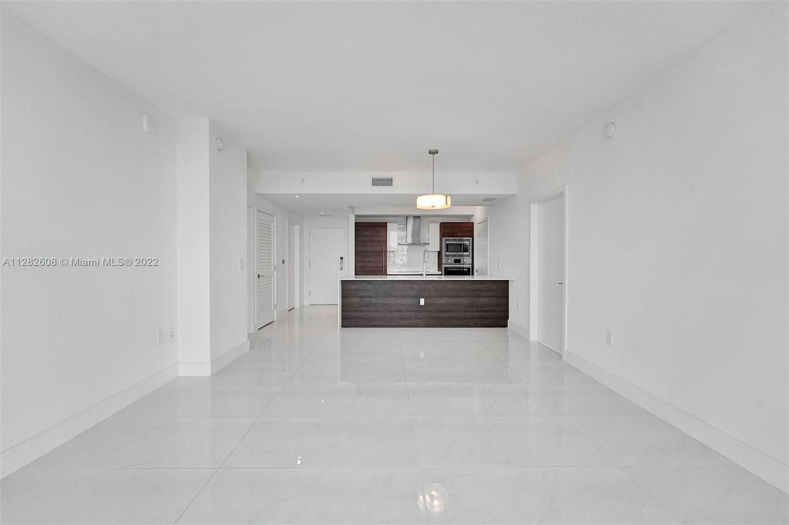 MERRICK MANOR - Residential Lease