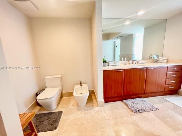 THE PENINSULA II CONDO - Residential