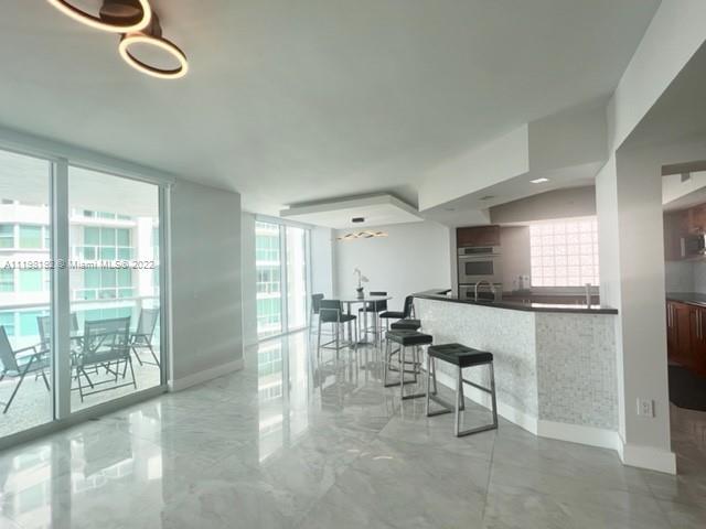 THE PENINSULA II CONDO - Residential