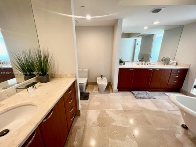 THE PENINSULA II CONDO - Residential