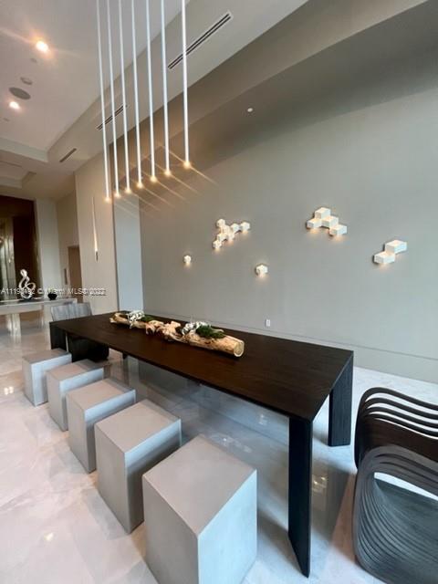 THE PENINSULA II CONDO - Residential