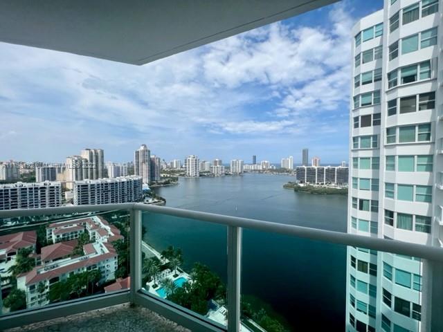 THE PENINSULA II CONDO - Residential