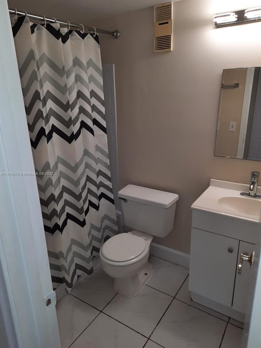PINE LAKE ONE CONDO - Residential Lease